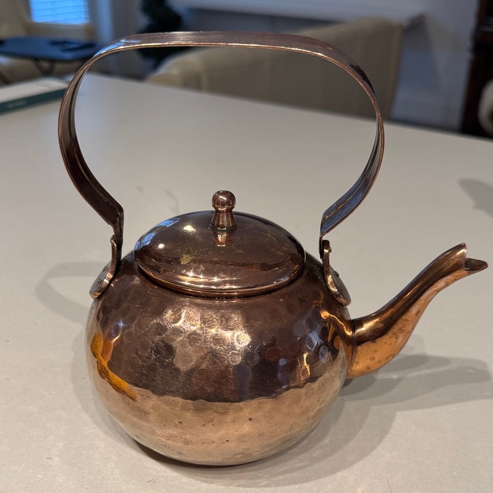 Elegant Copper Teapot with Handle